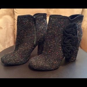 Super cute Rocket Dog booties